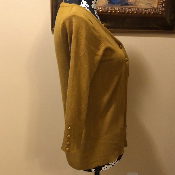 💛Classic Silk blend covered button down and at wrists golden brown cardigan - Picture 3 of 8